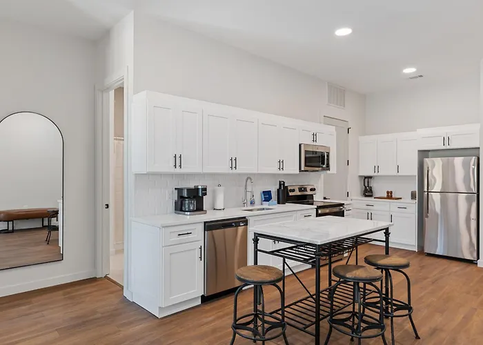 Apartment The Corbin 1204 - Magnolia Moderns