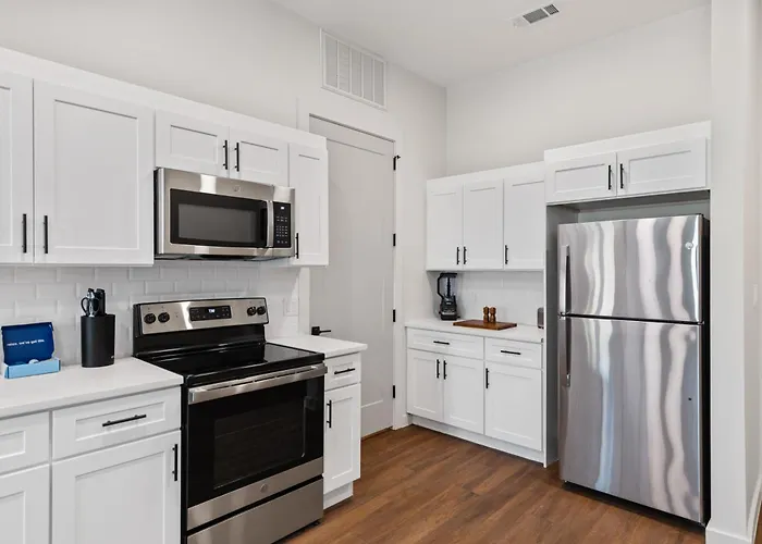 The Corbin 1204 - Magnolia Moderns Apartment *